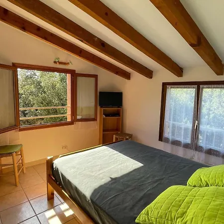 Maison A Deux Pas De La Avec Grande Terrasse Et 6 Couchages A Porto-vecchio - Fr-1-62-148